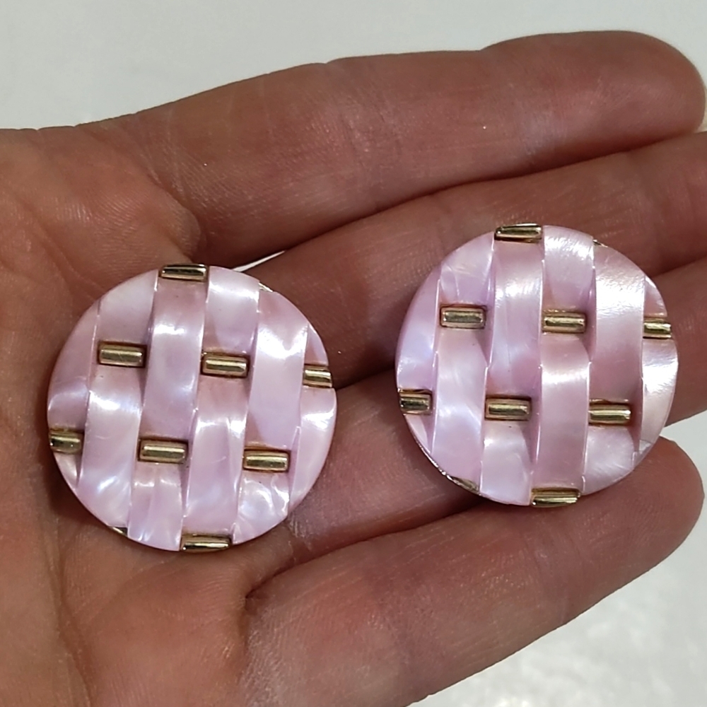 CLEARANCE - FINAL PRICE! NO OFFERS PLEASE!-PINK MOONGLOW WEAVED CLIP-ON EARRINGS
